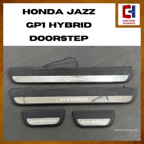 Honda Jazz GP1 Hybrid Doorstep/Sill Scuff Plate [Used]