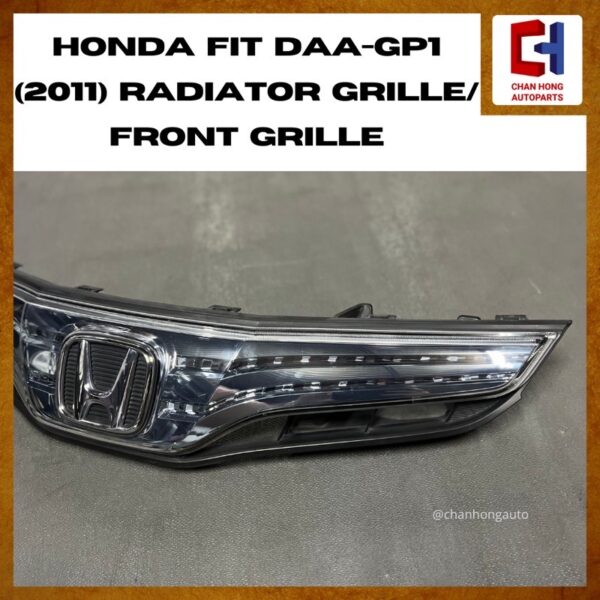 Honda Fit DAA-GP1 (2011) Radiator Grille/Front Grille 71121-TF2-901 [Original from Japan][Used] - Image 2