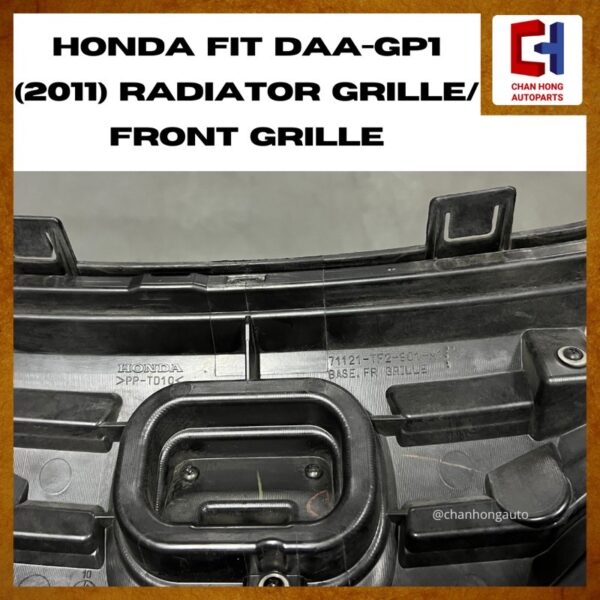 Honda Fit DAA-GP1 (2011) Radiator Grille/Front Grille 71121-TF2-901 [Original from Japan][Used] - Image 5