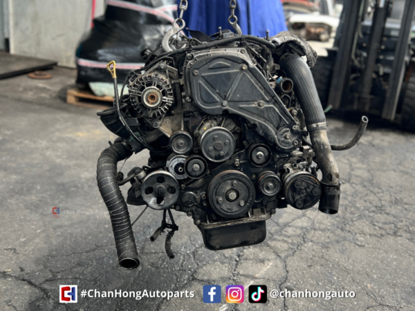 Hyundai Starex A2 D4CB 2.5L Engine - Image 2